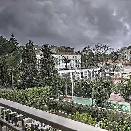 Livia 16s Apartman